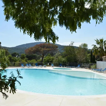 Apartment 3 Pieces Avec Terrasse, Piscine, Parking Et Navette A - Fr-1-226-189 Sainte-Maxime