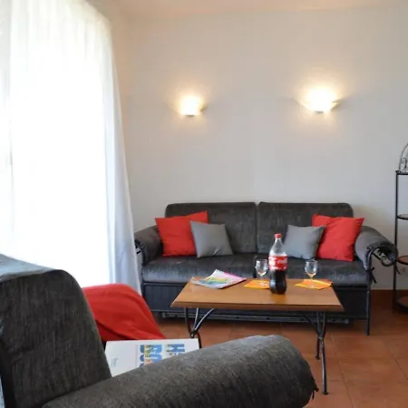 3 Pieces Avec Terrasse, Piscine, Parking Et Navette A - Fr-1-226-189 * סן-מקסים